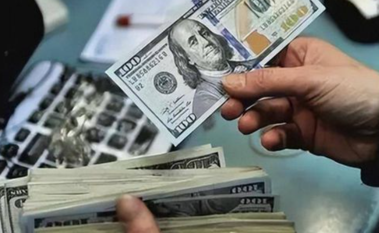 Tech Sell-Off Hits Christmas Rally 