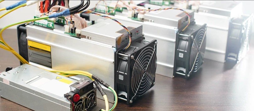 Best Crypto Mining Hardware: Ultimate ASIC & GPU Buyer's Guide